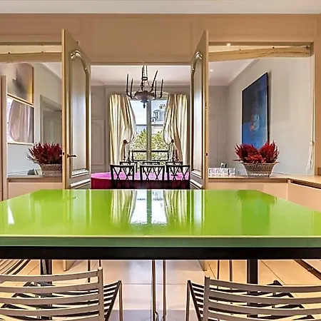 Luxury - Tour Eiffel/invalides 3* Paris