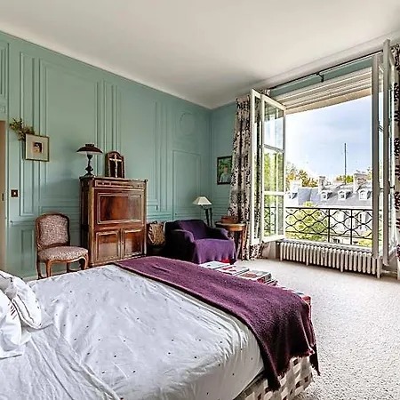 Luxury - Tour Eiffel/invalides Hotel Parijs