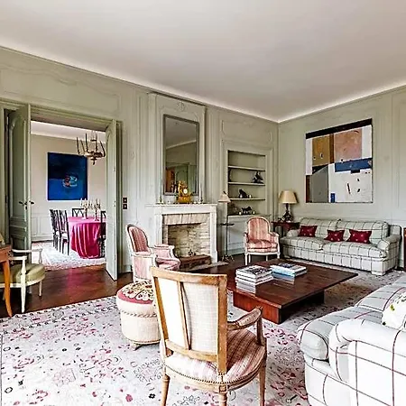 Luxury - Tour Eiffel/invalides 3*